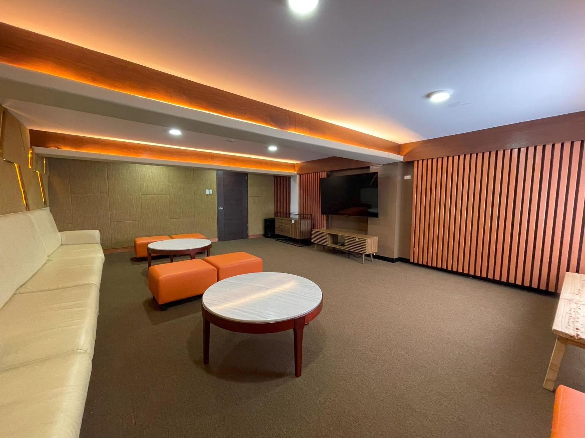 Mist Mountain Resort Powered By Cocotel Cebu Eksteriør bilde