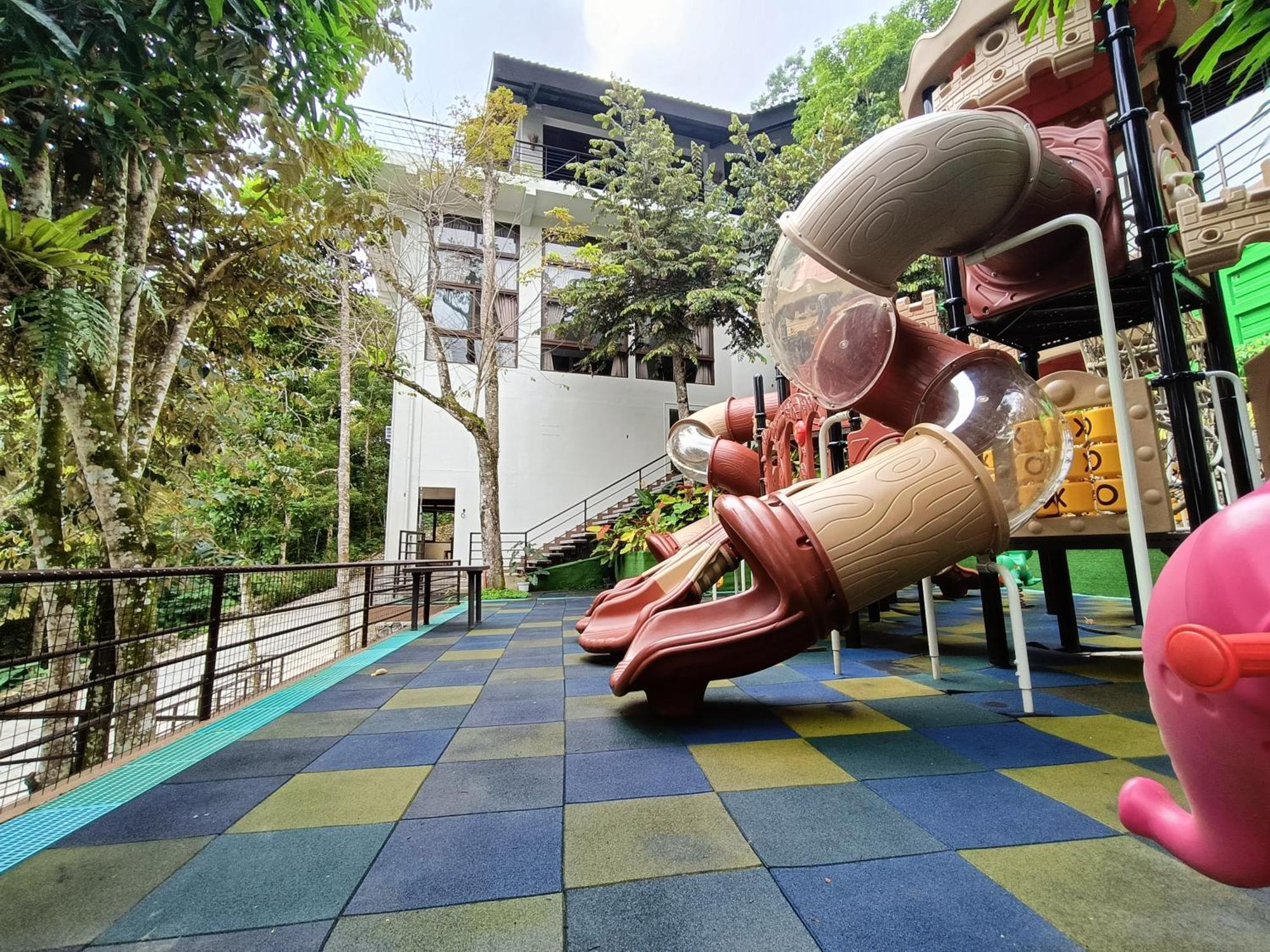 Mist Mountain Resort Powered By Cocotel Cebu Eksteriør bilde