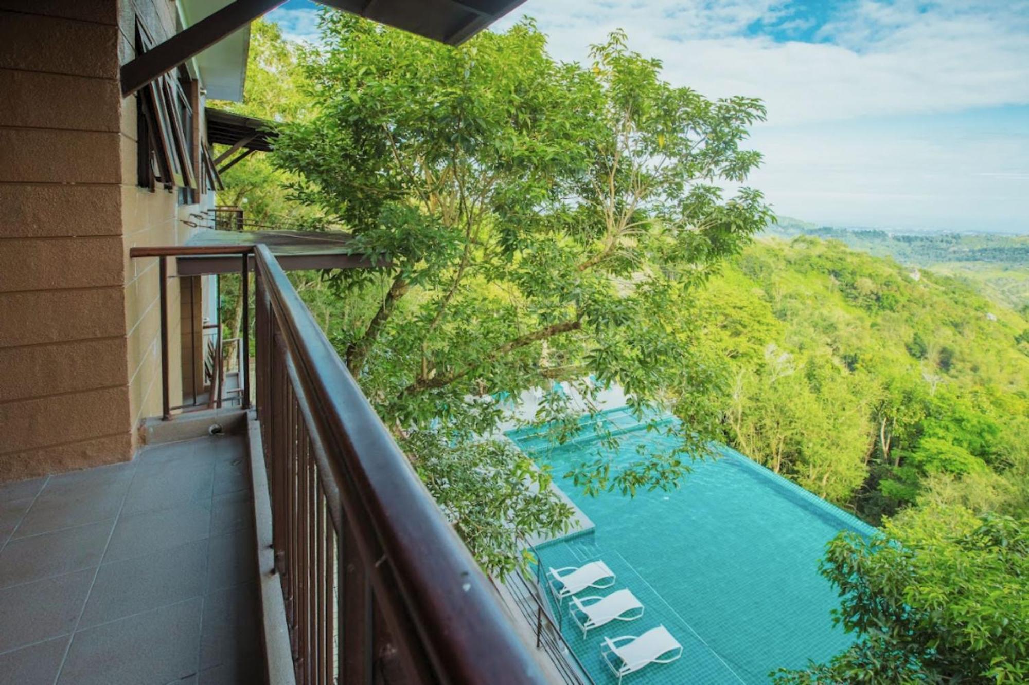 Mist Mountain Resort Powered By Cocotel Cebu Eksteriør bilde